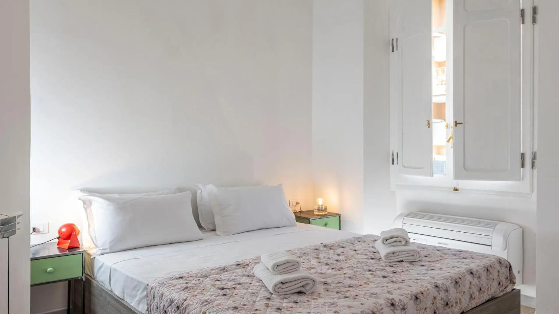 Trastevere Novecento Rome Apartment